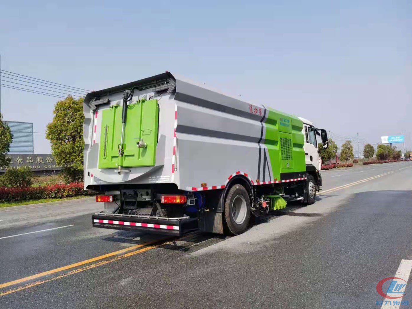 國六重汽豪沃洗掃車