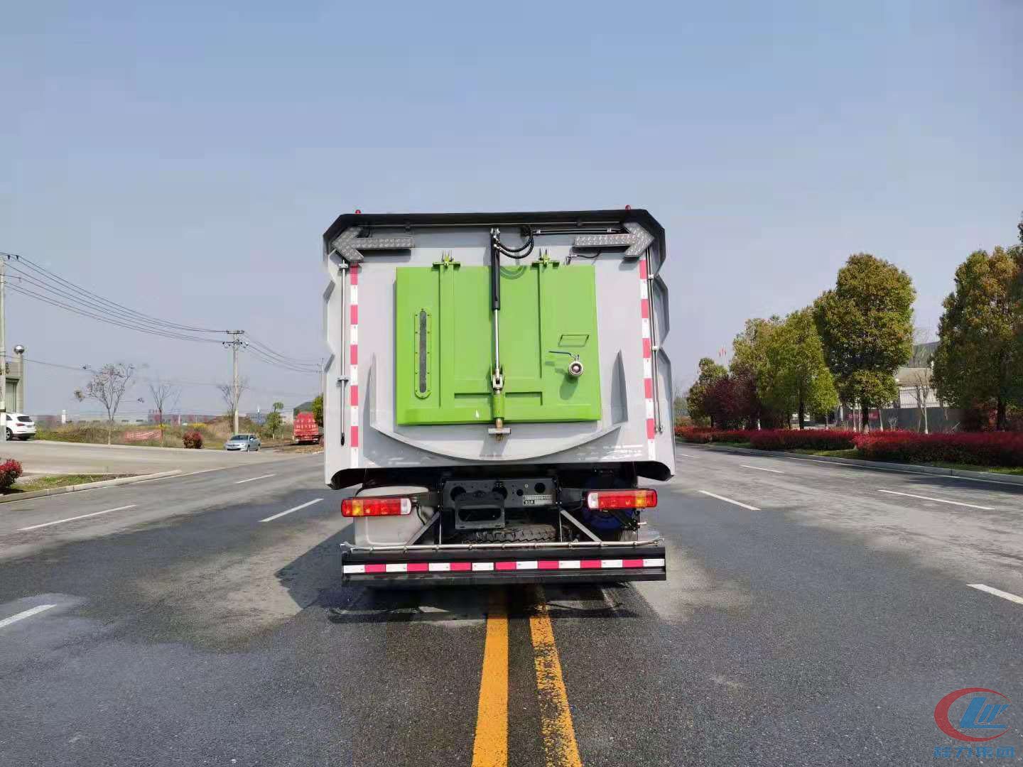 國六重汽豪沃洗掃車