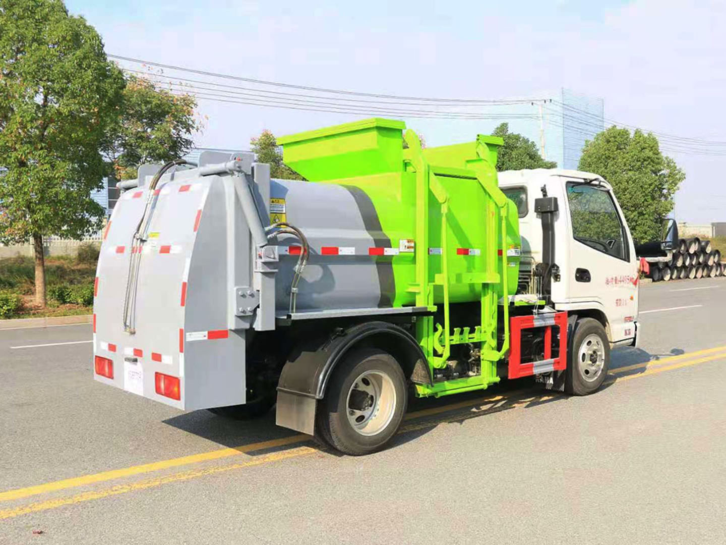 國六凱馬3方餐廚垃圾車