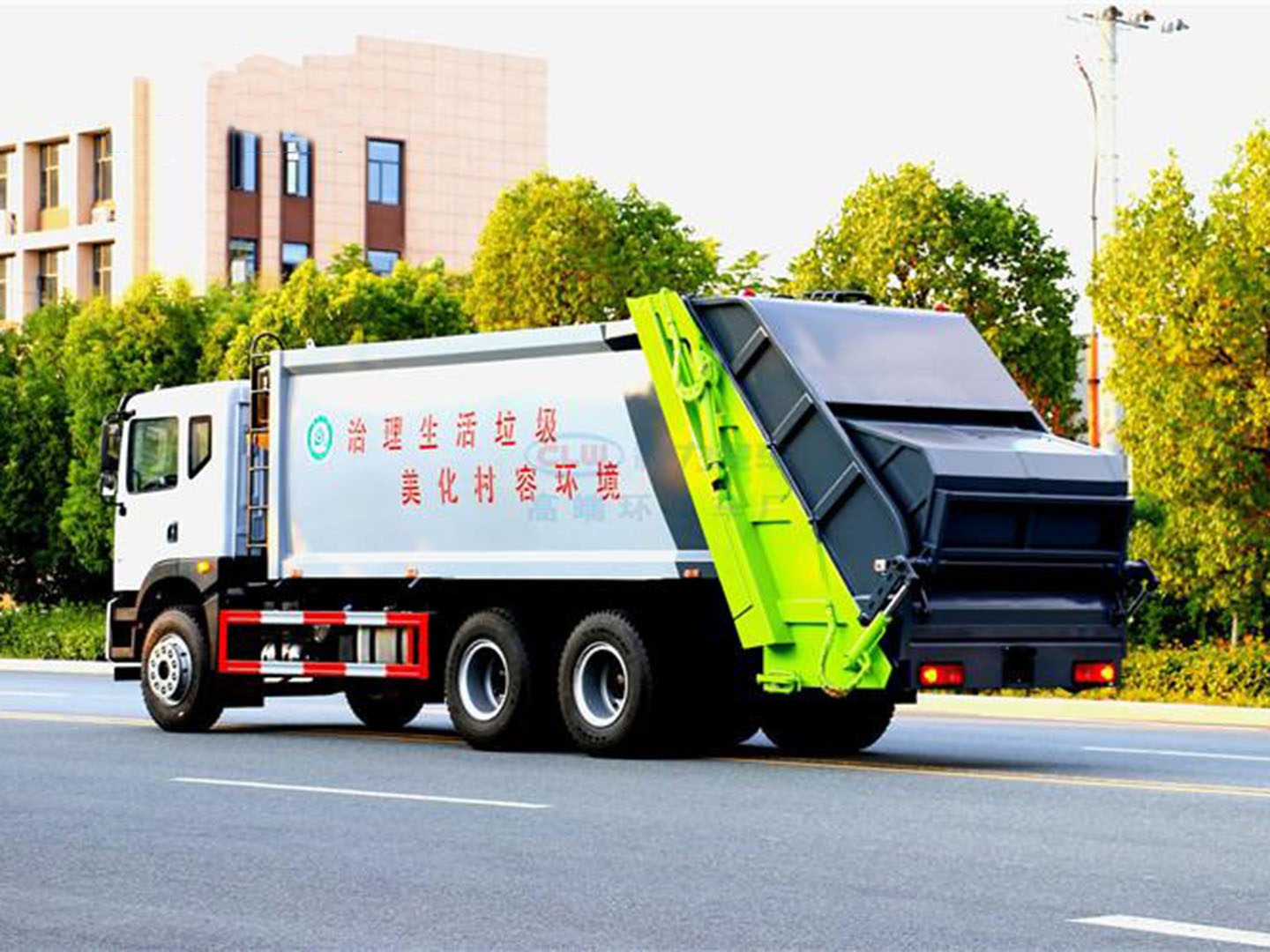 國六東風華神后雙橋壓縮垃圾車