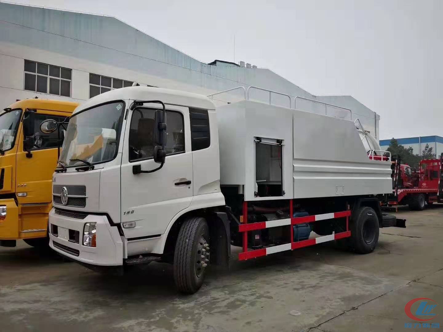 天錦清洗吸污車