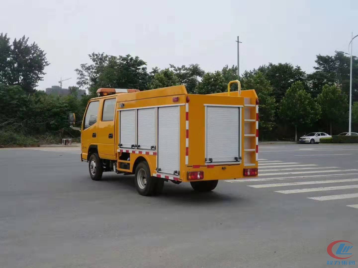 凱馬雙排搶險車，凱馬救險車